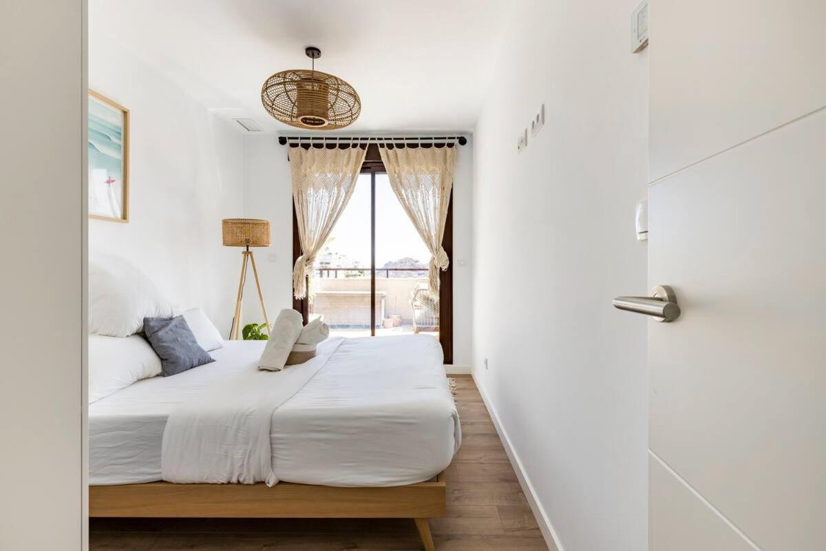 Luxury Designer Apartment - Unbeatable Sea Views Águilas Exteriör bild